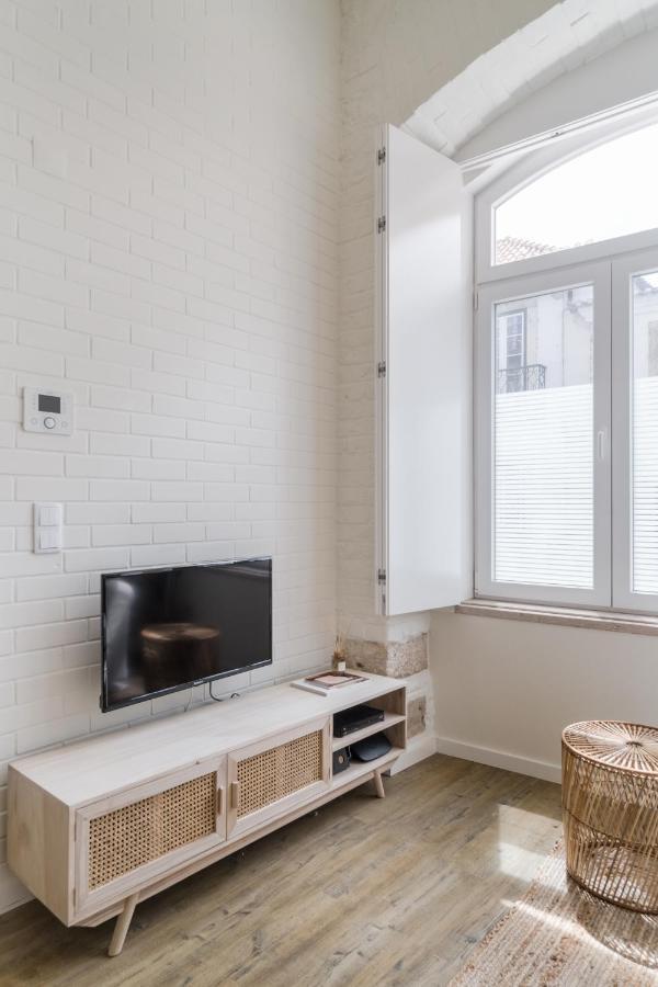 Casa Boma Lisboa - Design Apartment With Private Vegetal Terrace - Lapa VII Kültér fotó