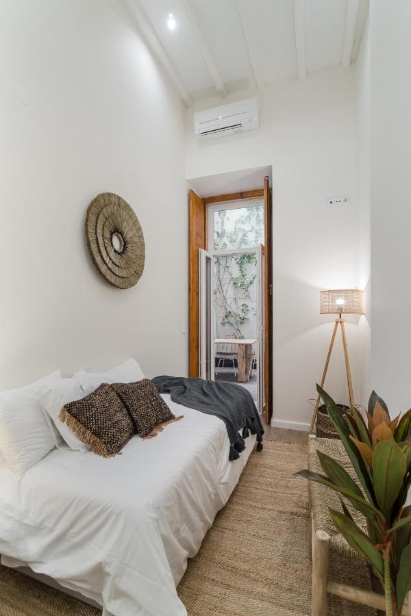 Casa Boma Lisboa - Design Apartment With Private Vegetal Terrace - Lapa VII Kültér fotó