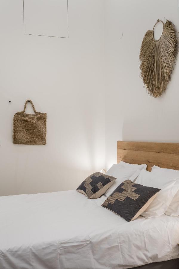 Casa Boma Lisboa - Design Apartment With Private Vegetal Terrace - Lapa VII Kültér fotó